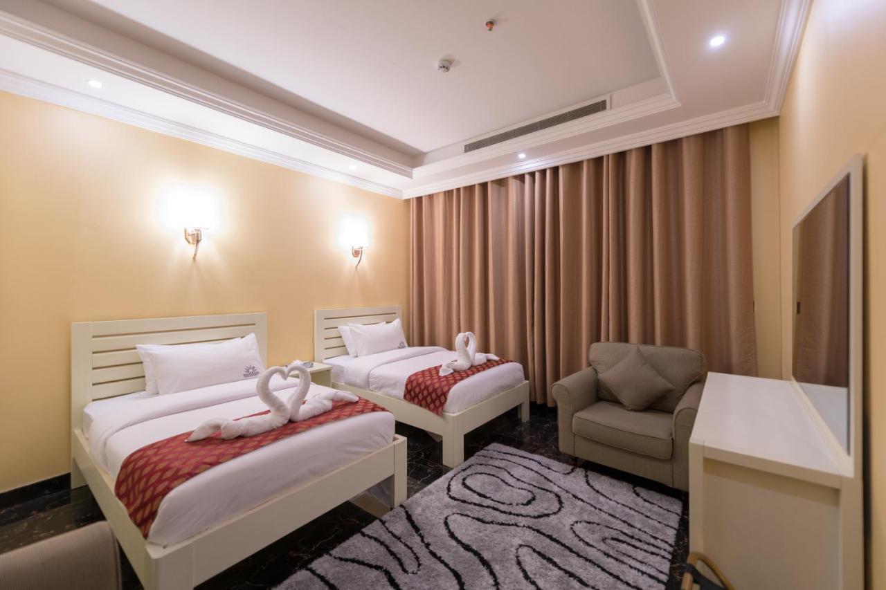 Rose Suite Operated By Suite Hotel Management Dzsidda Kültér fotó